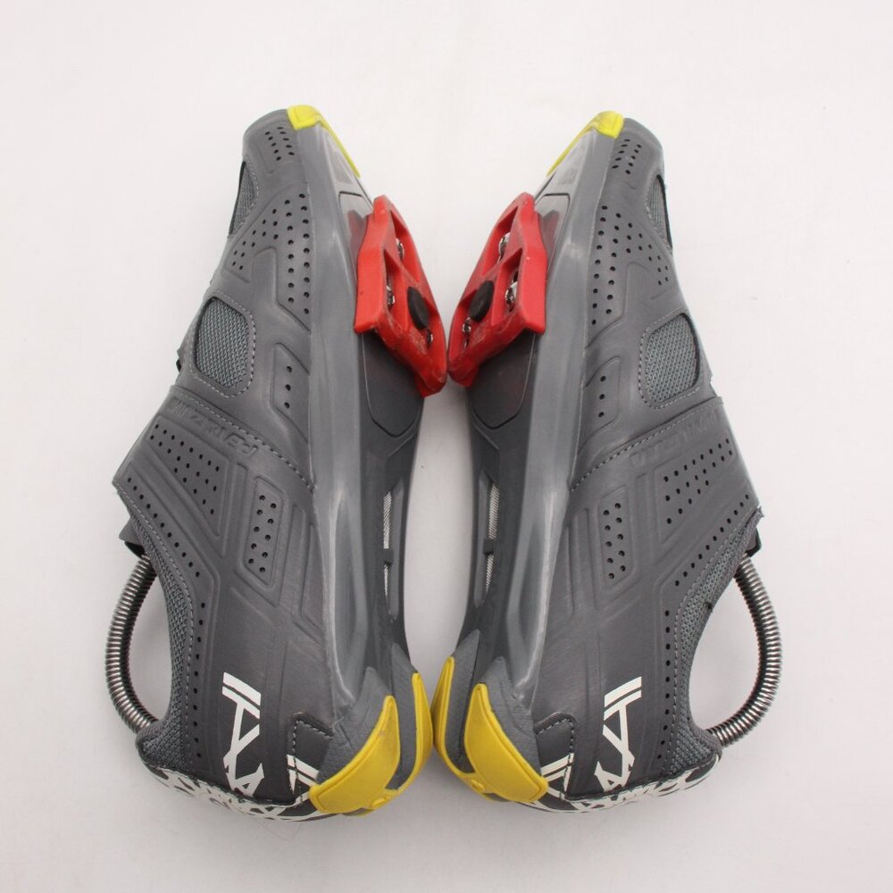 SOUL CYCLE Pearl Izumi Cycling Shoes with Yellow Accents - Picture 5 of 9